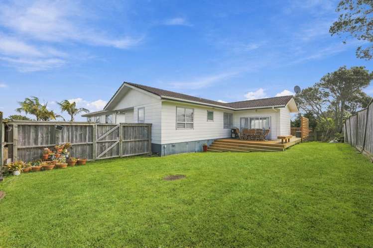 127 Bradbury Road Botany Downs_9