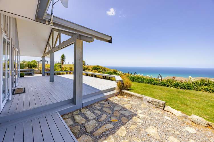 1165 Cooks Tooth Road Porangahau_5