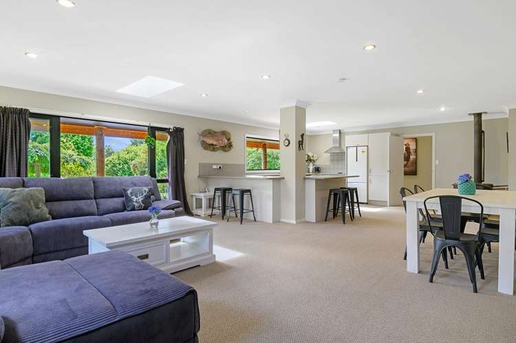 1765 Tutukau Road Kinloch_14