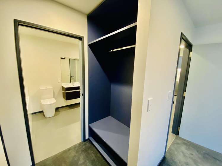 22 Whittington Drive 11103_6