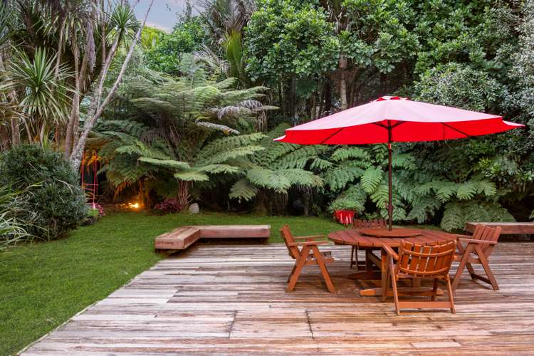 195a Scenic Drive Titirangi_15