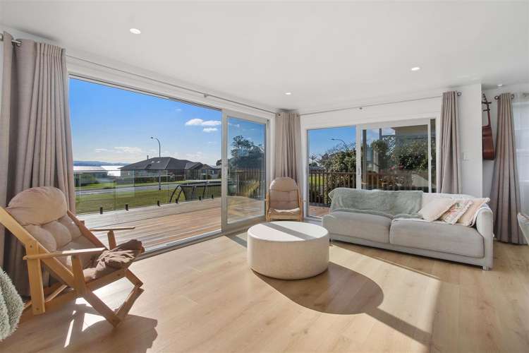 172 Torkar Road Clarks Beach_45