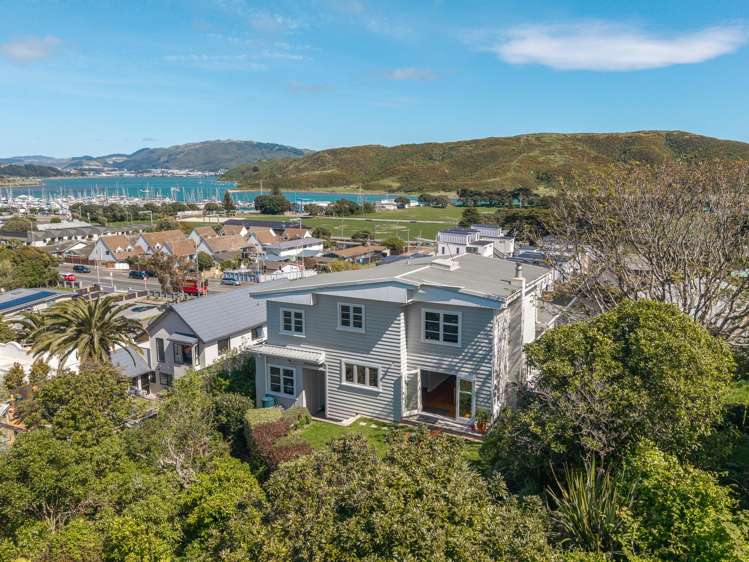 68a Mana Esplanade Paremata_1