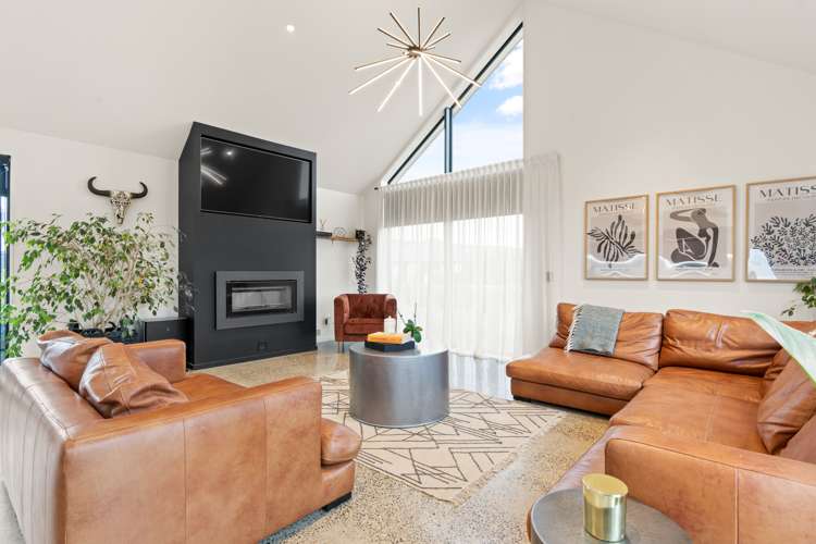 11 Three Kings Court Outram_12