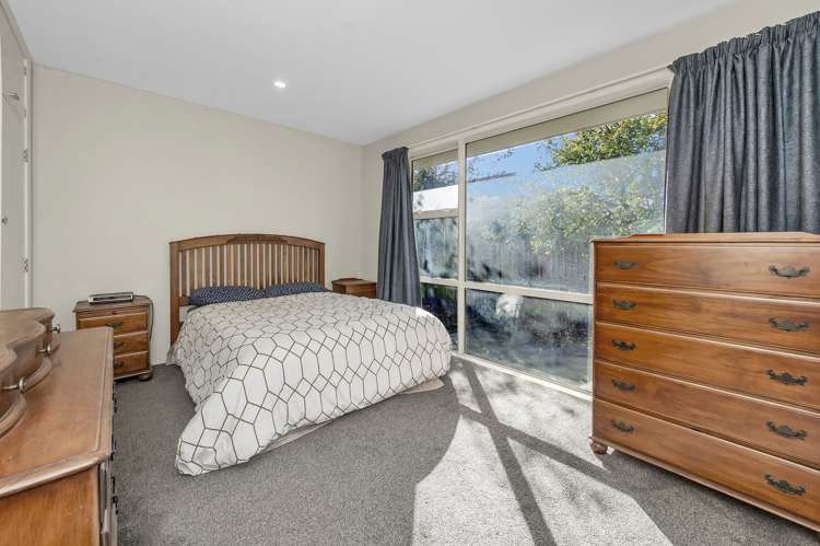 15 Frensham Crescent Woolston_14