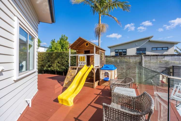 39 Scarlet Oak Drive Schnapper Rock_27