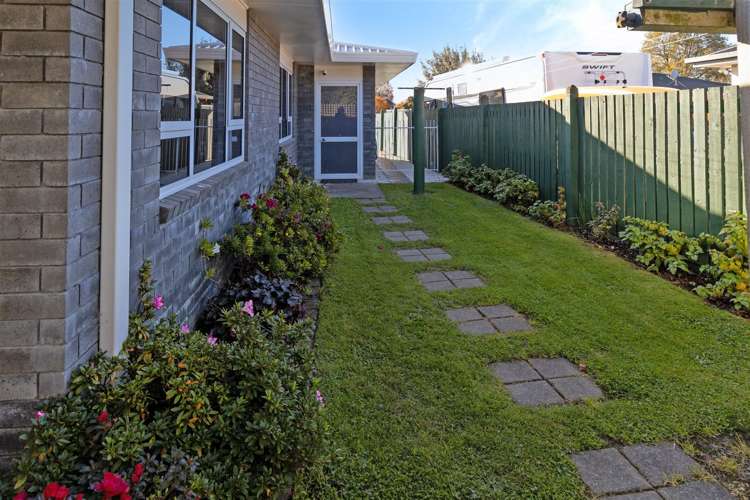 8a Robalan Place Redwoodtown_19