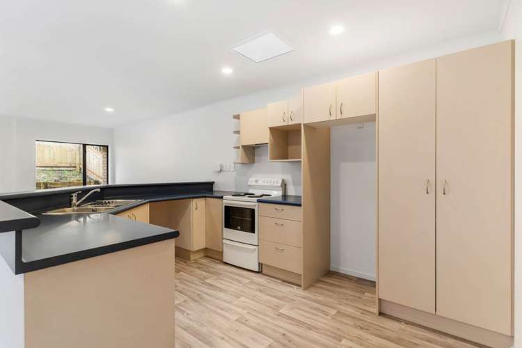 4/12 Northcross Drive Oteha_6