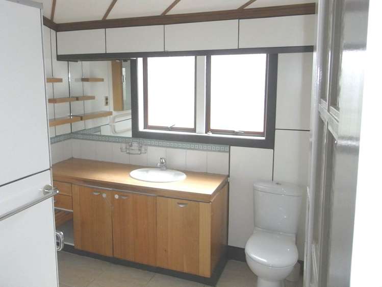 6 Windermere Crescent Blockhouse Bay_8