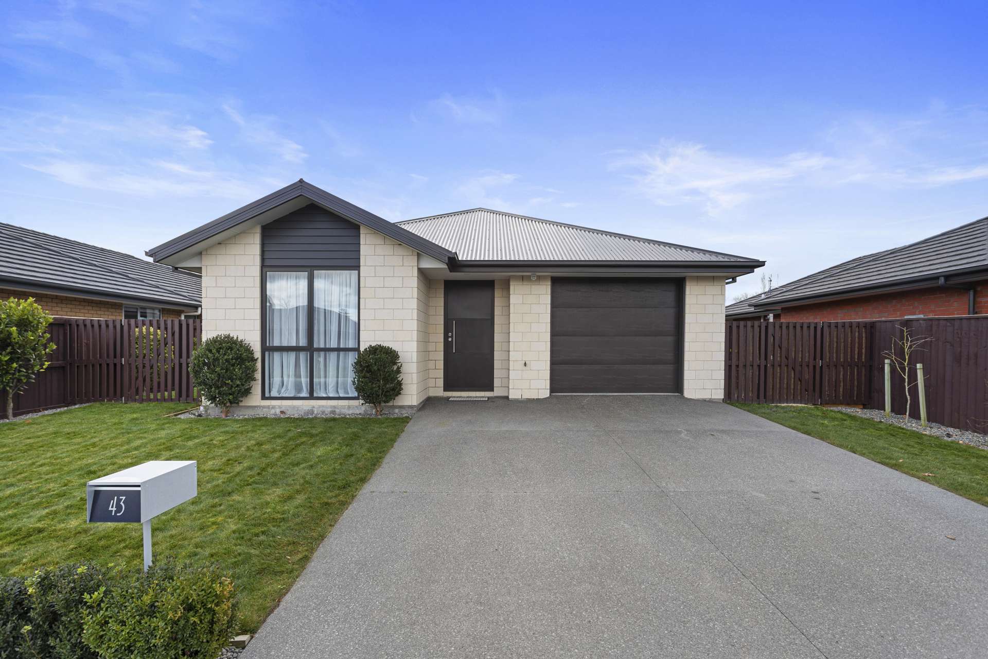 43 Tara Crescent Woodend_0