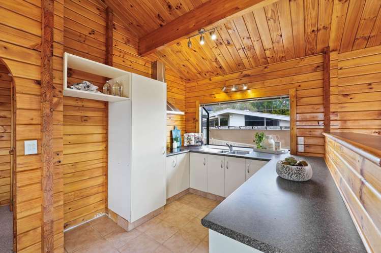 1/40 Drake Street Howick_8