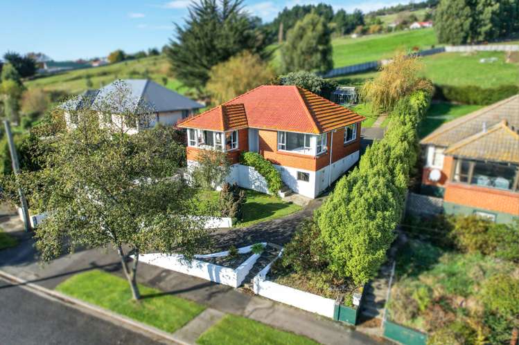 35 Burgess Street Green Island_15