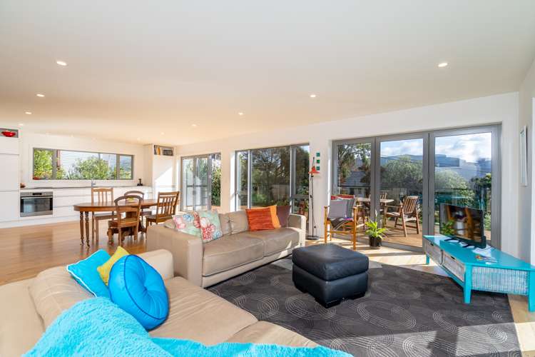 5 Hellyer Street Macandrew Bay_11