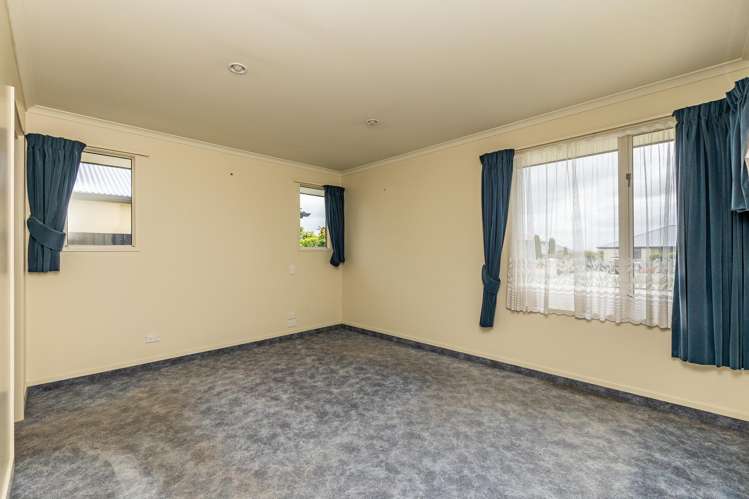 6 Alpine Close Marchwiel_19