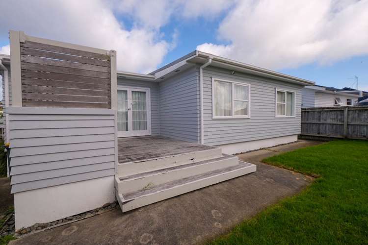 40 Penton Road Stanmore Bay_13