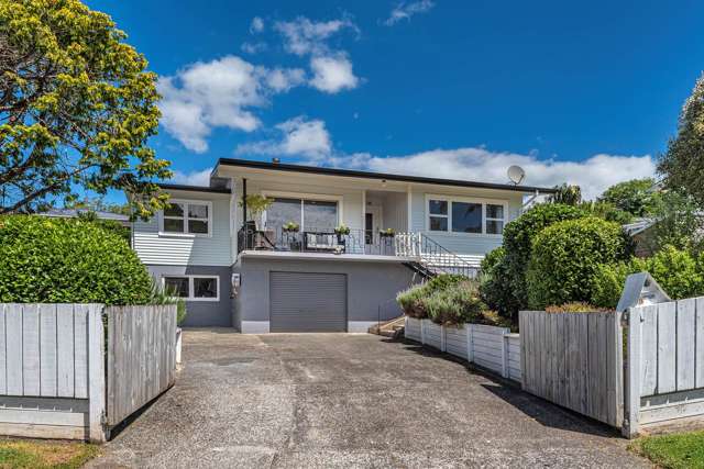 Sought-After Kamo West, Simply Move In
