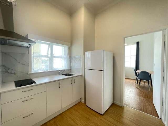 2/1125 New North Road Mt Albert_3