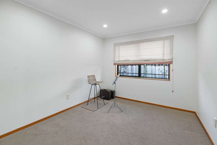 13 Reynolds Drive Glenview_13