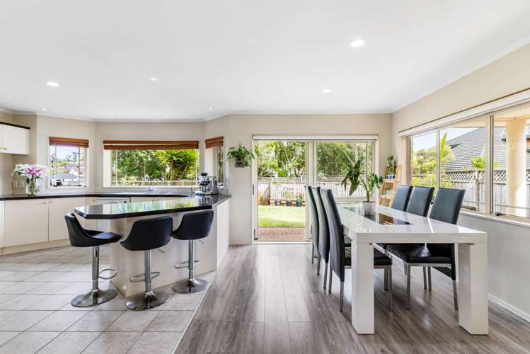 12 San Ambrosio Rise Henderson_4