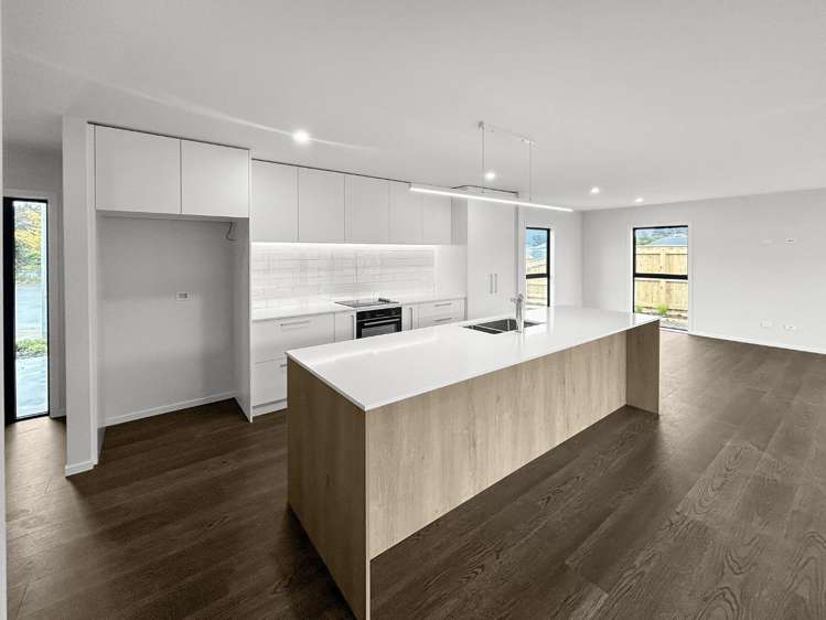 2 Newmia Lane 10754_2