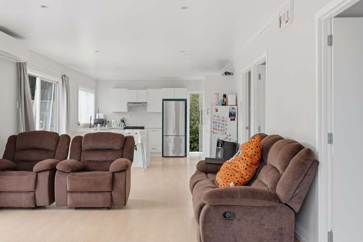 7 Marchant Road_4