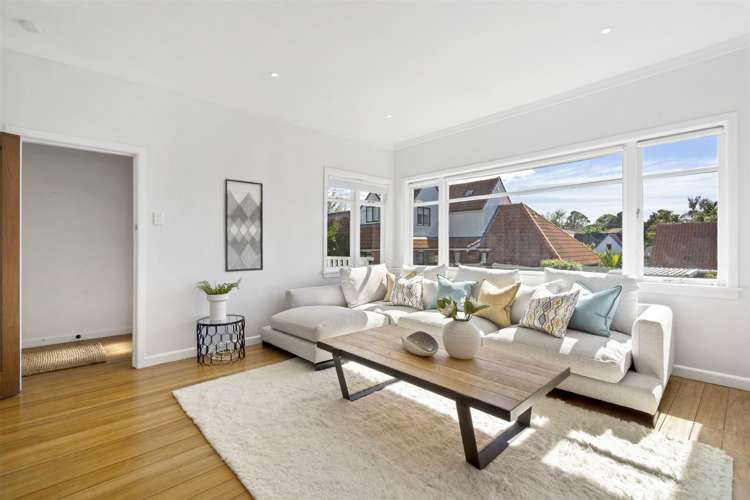 2/5 Elderwood Lane Belmont_5