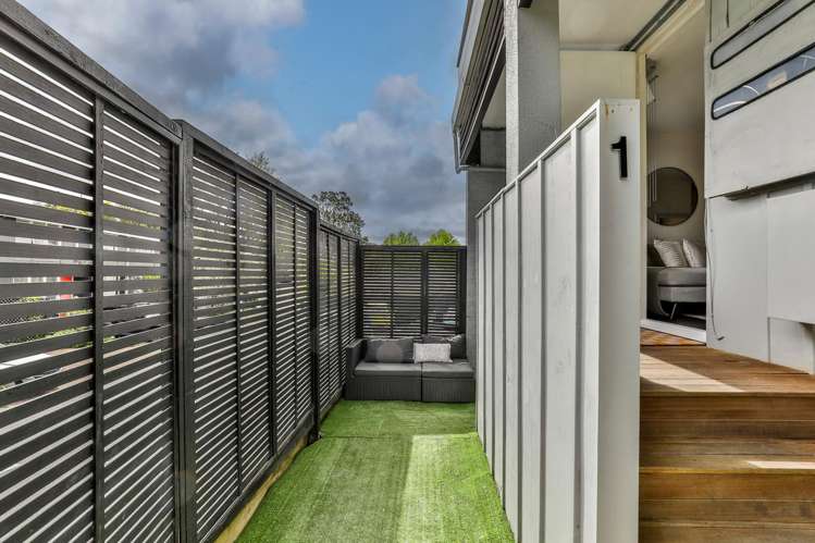 1/11 Don Croot Street Kingsland_8