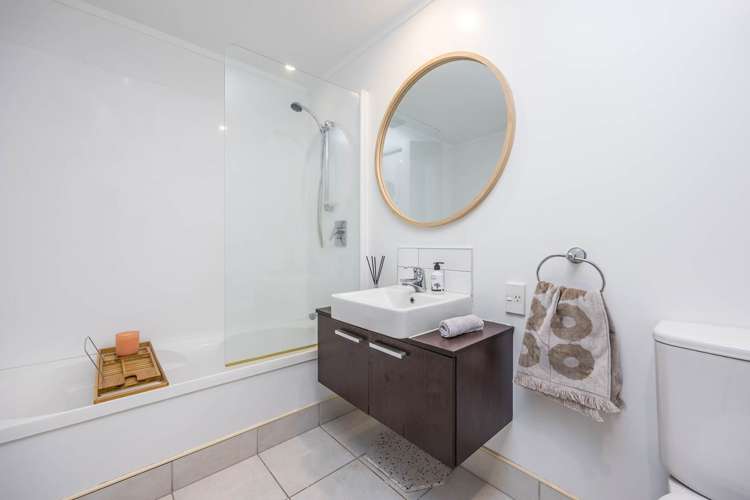 704/47 Hobson Street Auckland Central_15