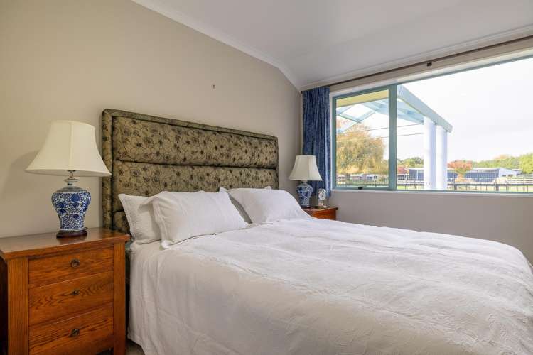 204 Racecourse Road Cambridge_13