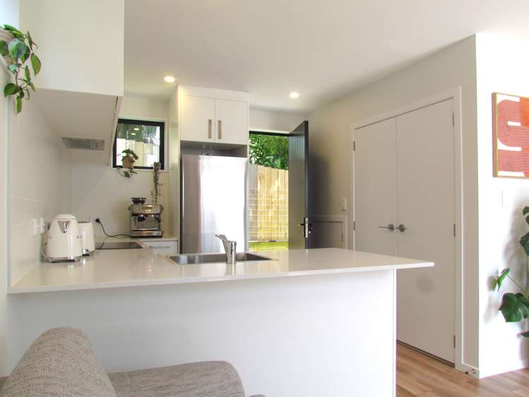 1 Tokai Place Glen Eden_6