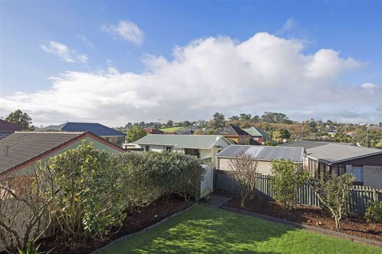 4 Priestley Drive Bucklands Beach_17