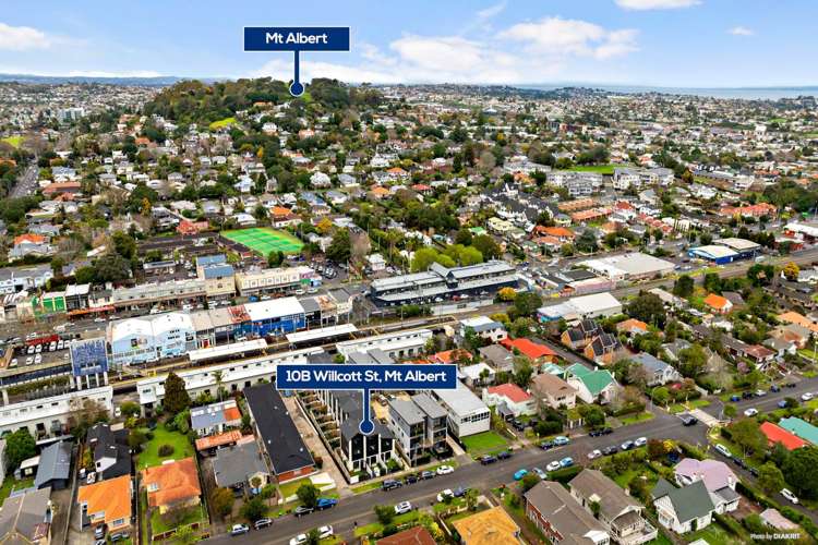 2/10 Willcott Street Mt Albert_13