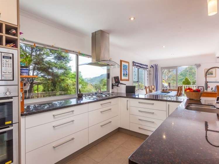 4 Kilgour Terrace Huia_8