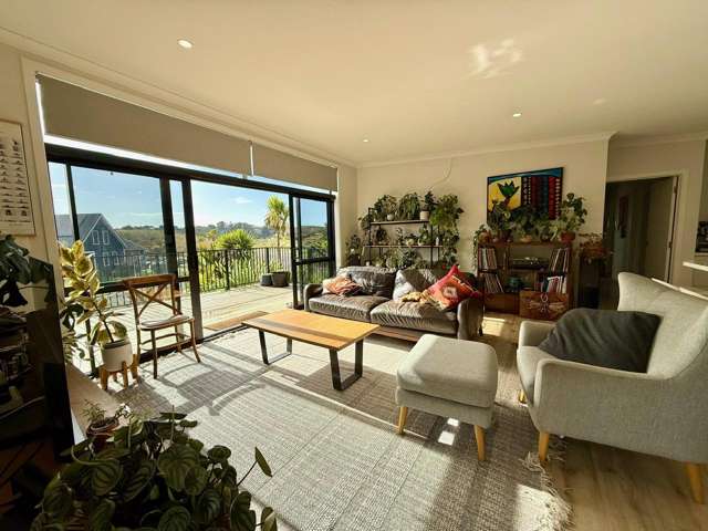 6/2 Mahana Place Raglan_3