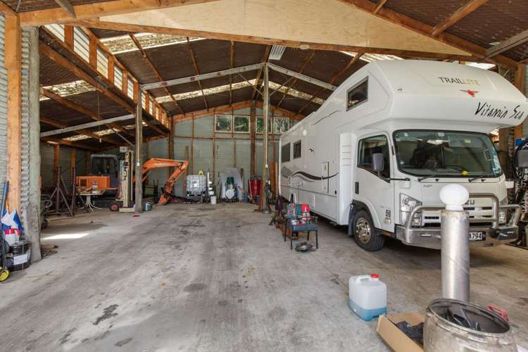 59 Riverbank Road Okoia_11