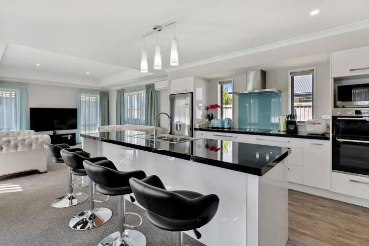 21 Denimes Crescent Rolleston_1