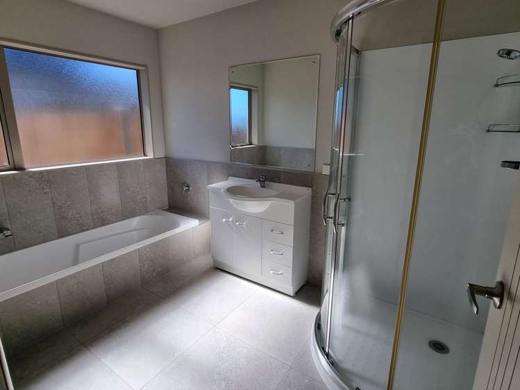 59 Pine Harbour Parade Beachlands_9