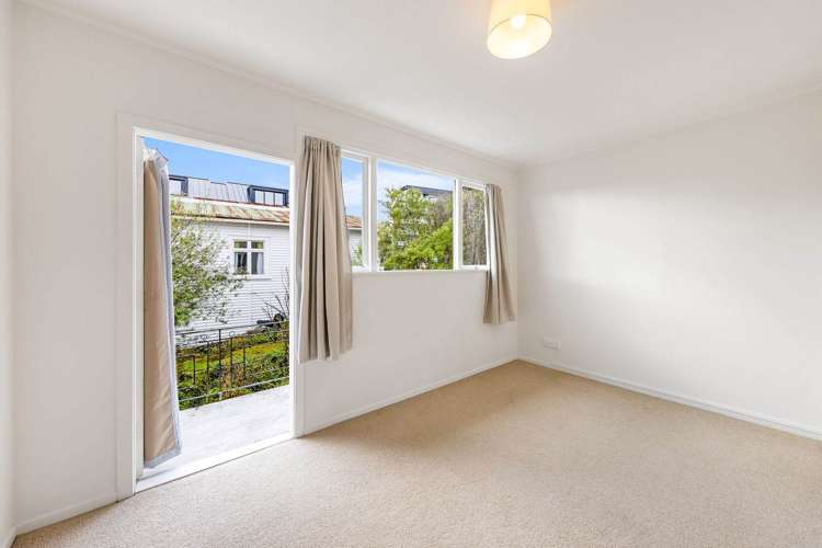 2/35 Esplanade Road Mt Eden_9