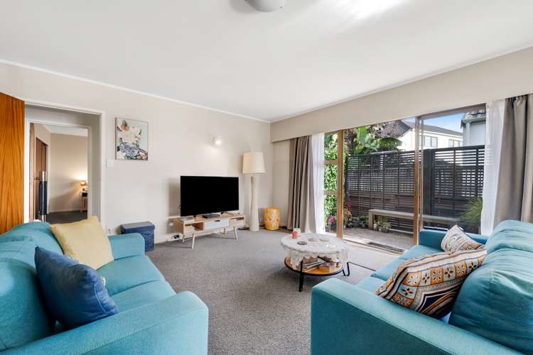 1/81 Cook Street Howick_3