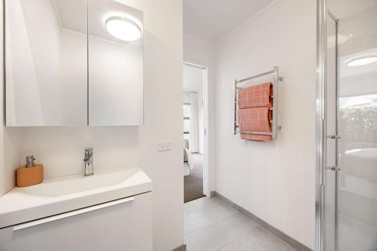 16/327 Hobsonville Road Hobsonville_12