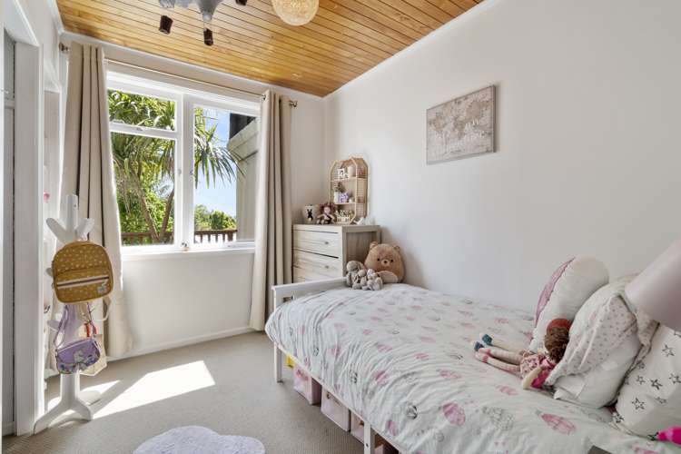 6 Eastglen Road Glen Eden_16