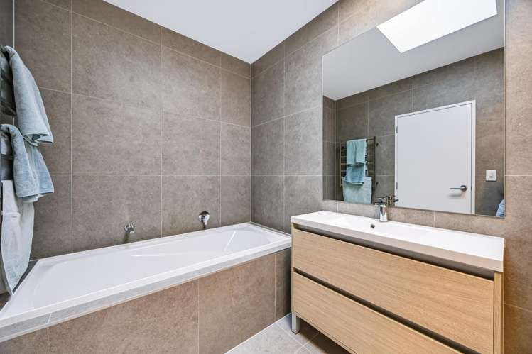 108 Symes Drive Red Beach_28