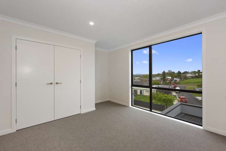 11 Boyack Drive Temple View_8