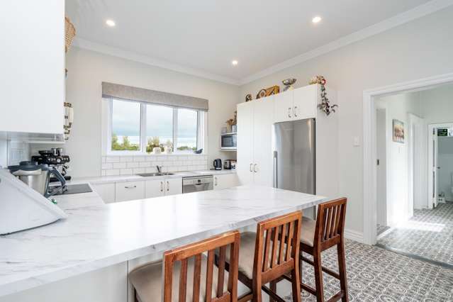 411 Flora Road East Makarewa_2