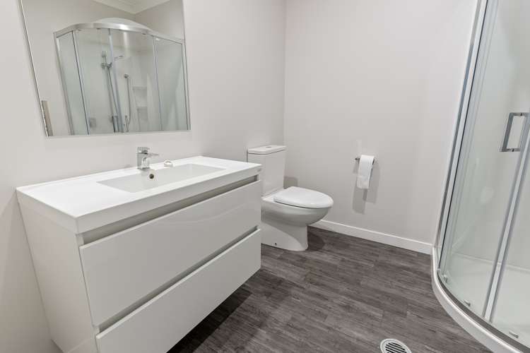 2/25 Thackeray Street Hamilton Lake_13