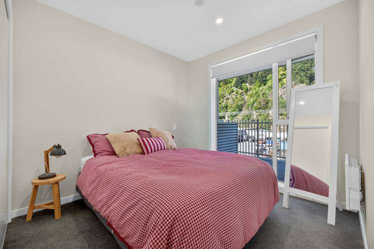 207/98 Gorge Road Queenstown_2