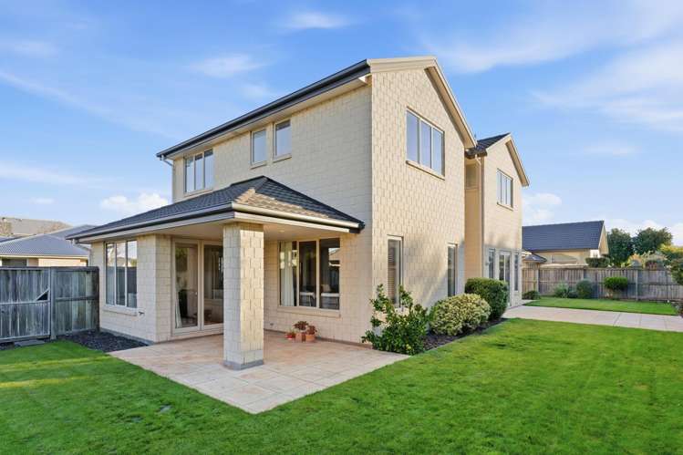 25 Applefield Court Northwood_24