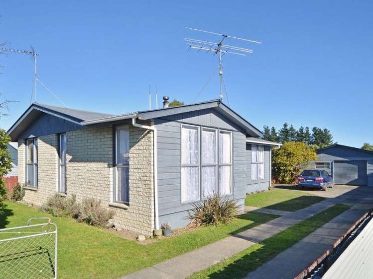 10 Moore Crescent Carterton_0