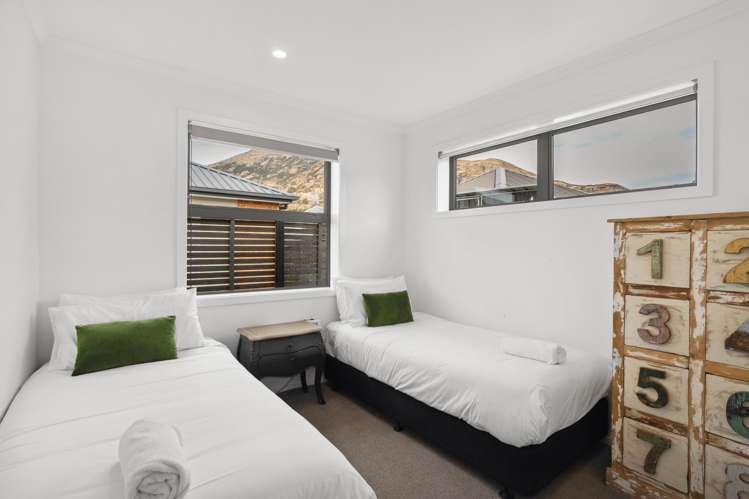 11 Stone Walls Terrace Lower Shotover_13