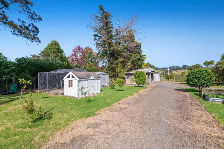 2832 Kaipara Coast Highway Glorit_18